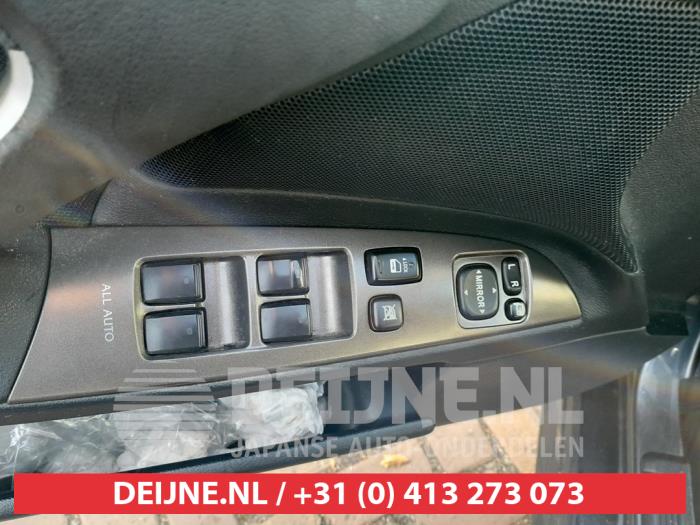 Lexus IS 220d 16V Skrotfordon (2006, DONKER GRIJS)