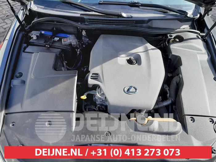 Lexus IS 220d 16V Skrotfordon (2006, DONKER GRIJS)