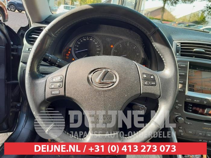 Lexus IS 220d 16V Skrotfordon (2006, DONKER GRIJS)