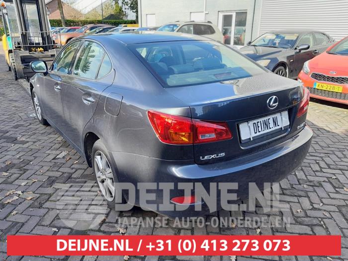 Lexus IS 220d 16V Skrotfordon (2006, DONKER GRIJS)