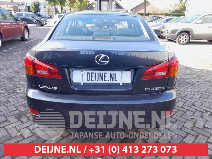 Lexus IS 220d 16V Skrotfordon (2006, DONKER GRIJS)