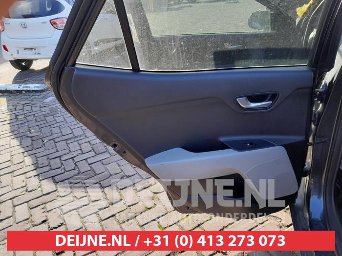 Kia Stonic 1.0i T-GDi 12V Sloopvoertuig (2018, Grijs)