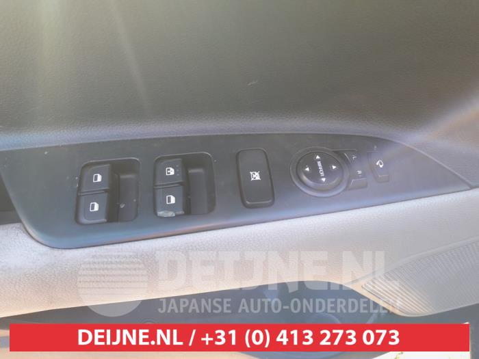 Kia Stonic 1.0i T-GDi 12V Sloopvoertuig (2018, Grijs)