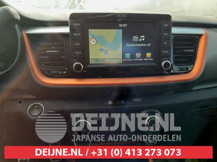 Kia Stonic 1.0i T-GDi 12V Sloopvoertuig (2018, Grijs)