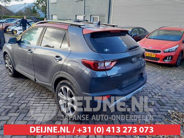 Kia Stonic 1.0i T-GDi 12V Sloopvoertuig (2018, Grijs)