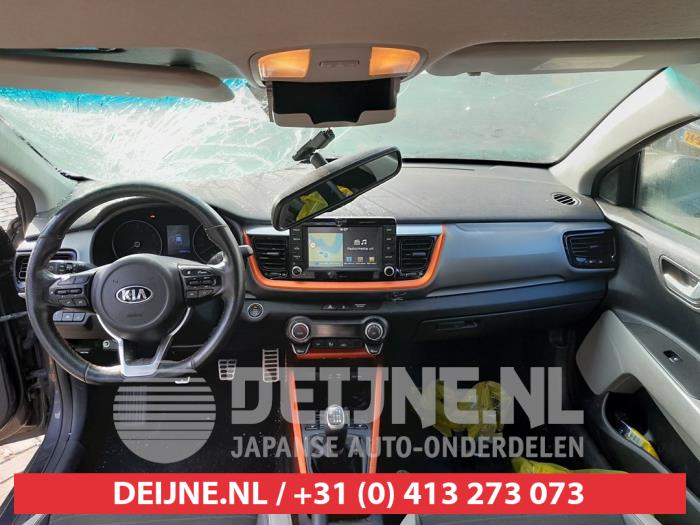 Kia Stonic 1.0i T-GDi 12V Sloopvoertuig (2018, Grijs)
