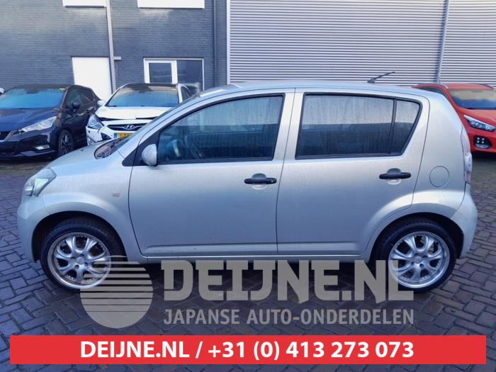 Daihatsu Sirion 2 1.3 16V DVVT Sloopvoertuig (2007, Beige)