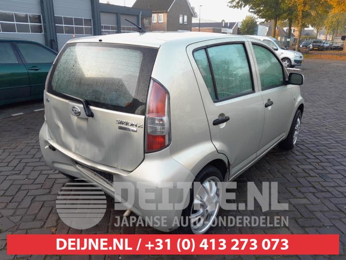 Daihatsu Sirion 2 1.3 16V DVVT Sloopvoertuig (2007, Beige)
