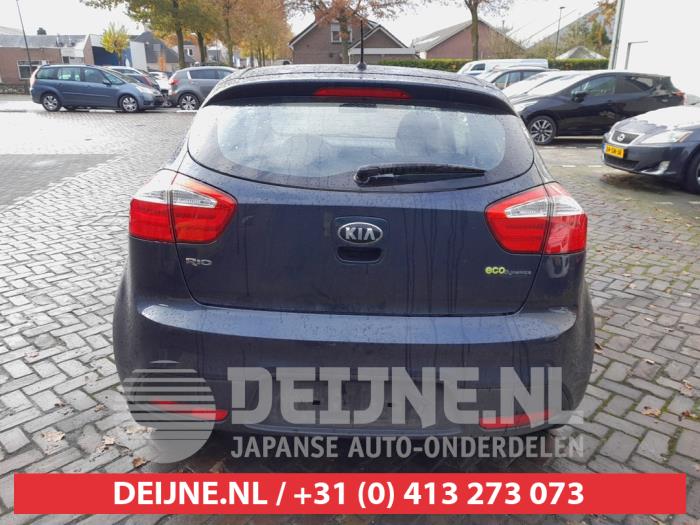Kia Rio III 1.2 CVVT 16V Skrotfordon (2014, BLAUW)