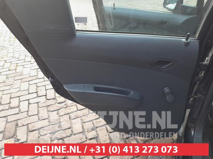 Chevrolet Spark 1.0 16V Sloopvoertuig (2010, Zwart)