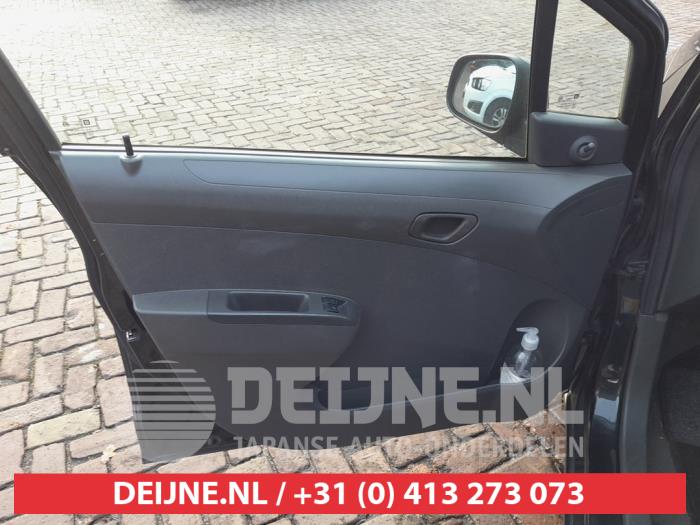 Chevrolet Spark 1.0 16V Sloopvoertuig (2010, Zwart)