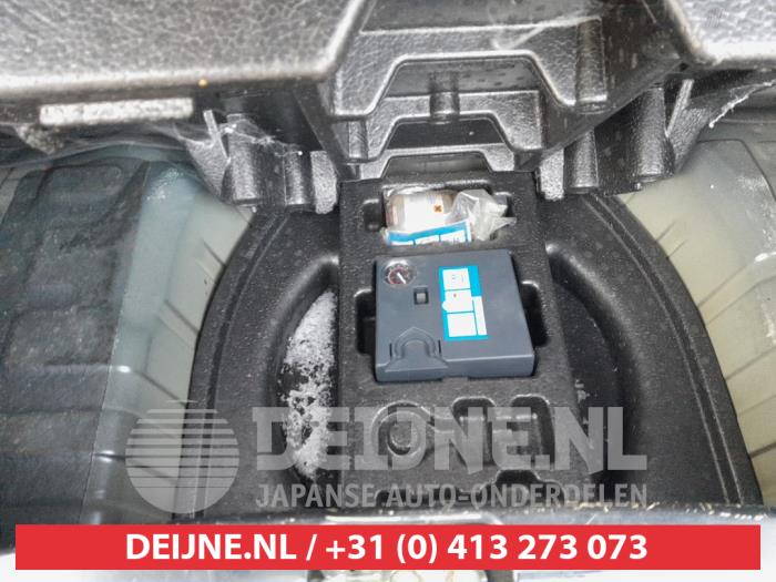 Chevrolet Spark 1.0 16V Sloopvoertuig (2010, Zwart)