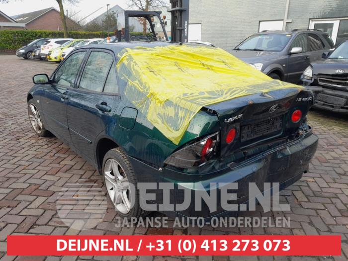 Lexus IS 200 2.0 24V Skrotfordon (2004, GROEN)