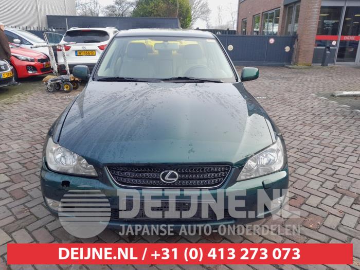 Lexus IS 200 2.0 24V Skrotfordon (2004, GROEN)