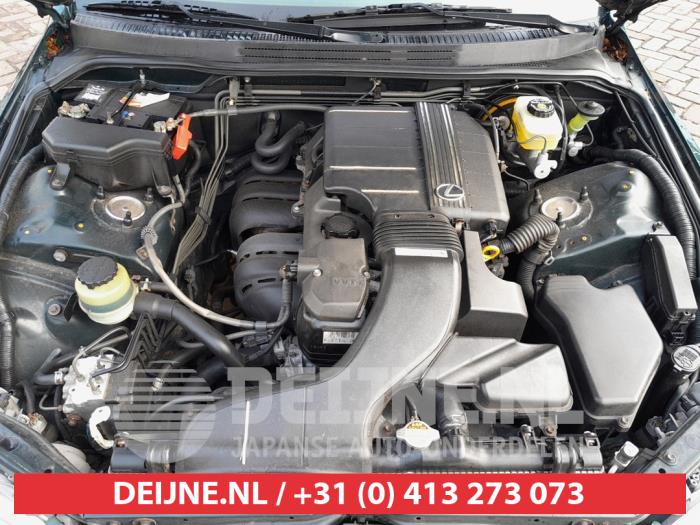 Lexus IS 200 2.0 24V Skrotfordon (2004, GROEN)