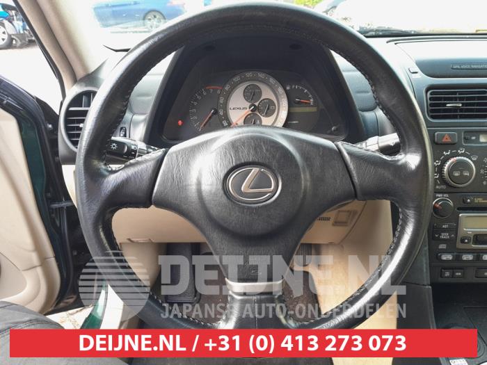 Lexus IS 200 2.0 24V Skrotfordon (2004, GROEN)