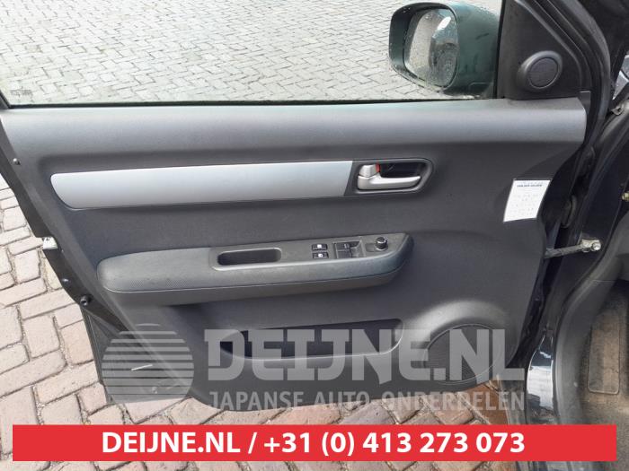 Suzuki Swift 1.5 VVT 16V Skrotfordon (2006, ZWART)