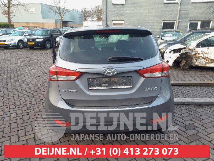Hyundai iX20 1.4i 16V Sloopvoertuig (2015, Grijs)