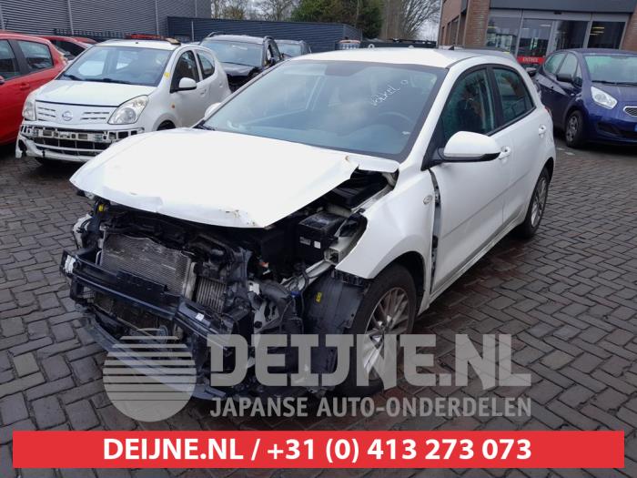 Kia Rio IV 1.0i T-GDi 100 12V Sloopvoertuig (2019, Wit)