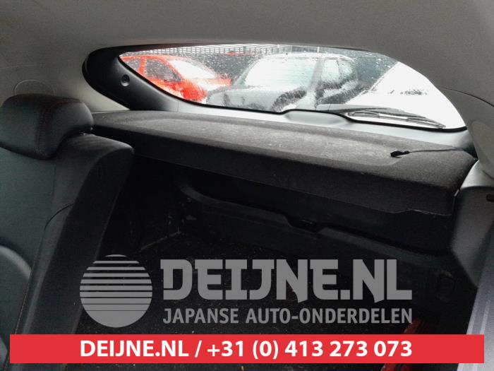 Mazda 3 2.0 SkyActiv-G 16V Skrotfordon (2016, WIT)