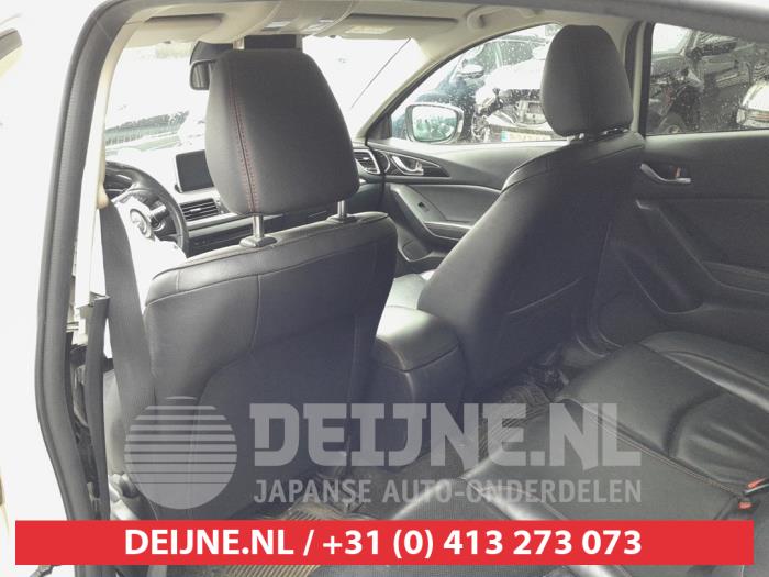 Mazda 3 2.0 SkyActiv-G 16V Skrotfordon (2016, WIT)