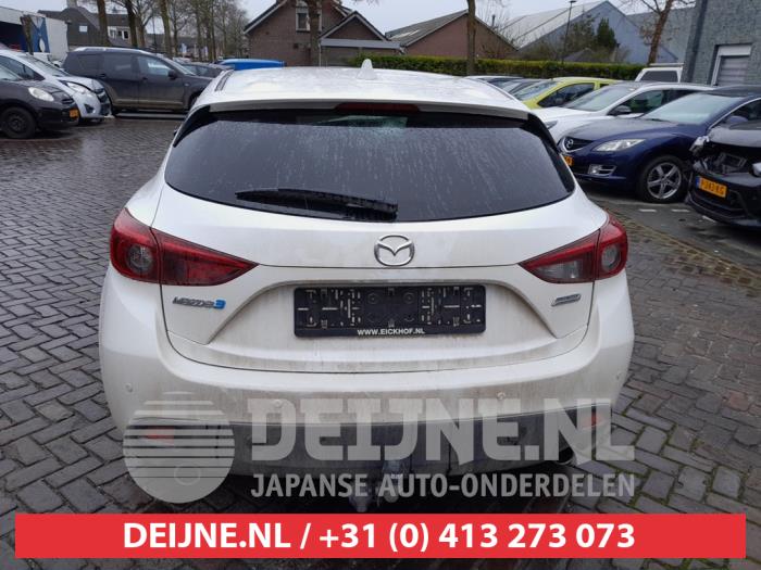Mazda 3 2.0 SkyActiv-G 16V Skrotfordon (2016, WIT)