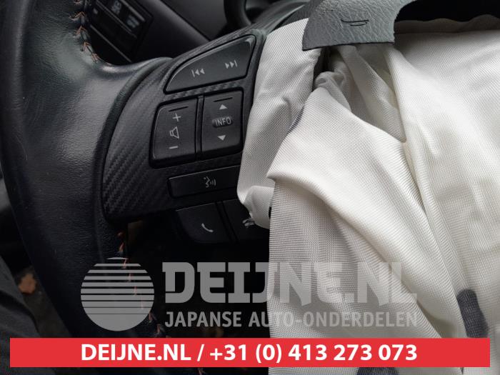 Mazda 3 2.0 SkyActiv-G 16V Skrotfordon (2016, WIT)