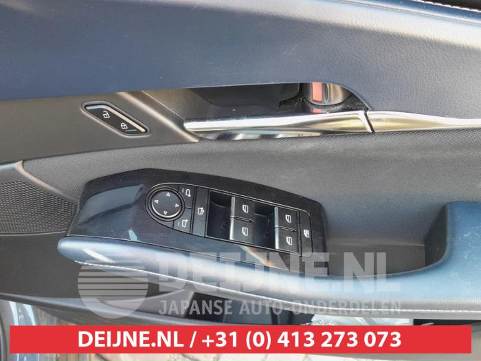 Mazda CX-30 2.0 e-SkyActiv-G 122 16V Skrotfordon (2020, GRIJS)