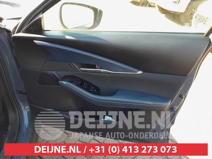 Mazda CX-30 2.0 e-SkyActiv-G 122 16V Skrotfordon (2020, GRIJS)