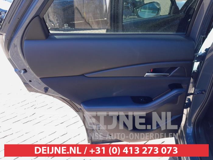 Mazda CX-30 2.0 e-SkyActiv-G 122 16V Skrotfordon (2020, GRIJS)