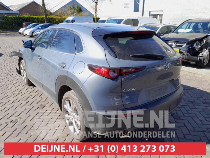 Mazda CX-30 2.0 e-SkyActiv-G 122 16V Skrotfordon (2020, GRIJS)