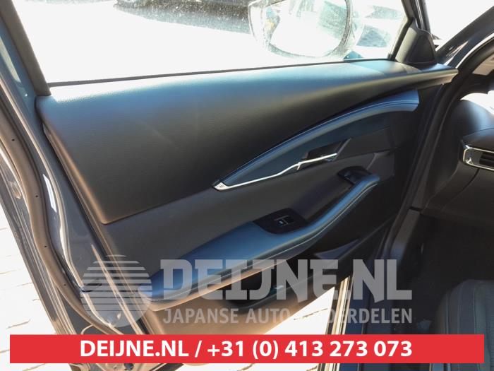 Mazda CX-30 2.0 e-SkyActiv-G 122 16V Skrotfordon (2020, GRIJS)