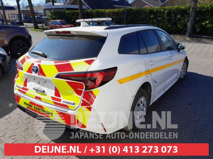 Toyota Corolla Touring Sport 1.8 16V Hybrid 140 Sloopvoertuig (2023, Wit)