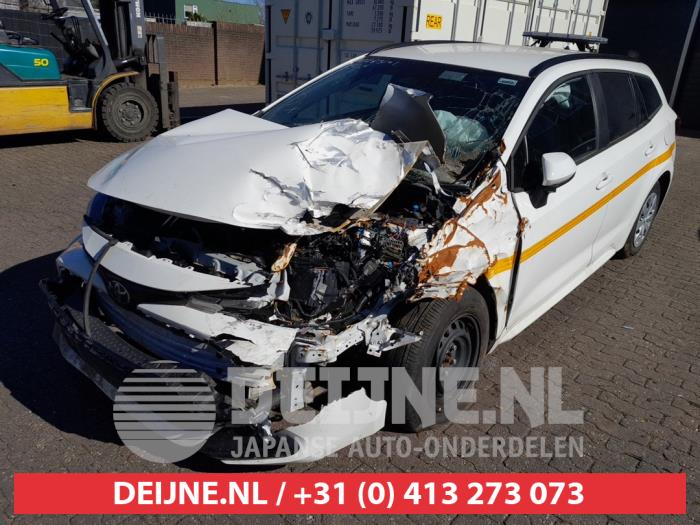 Toyota Corolla Touring Sport 1.8 16V Hybrid 140 Sloopvoertuig (2023, Wit)