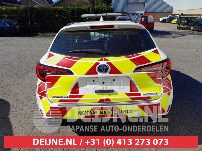 Toyota Corolla Touring Sport 1.8 16V Hybrid 140 Sloopvoertuig (2023, Wit)