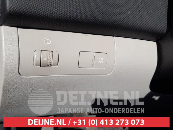 Kia Cee'd Sporty Wagon 1.6 CVVT 16V Sloopvoertuig (2008, Blauw)