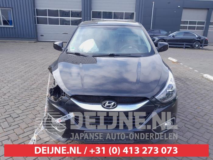 Hyundai iX35 1.6 GDI 16V Samochód złomowany (2015, Czarny)