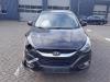 Hyundai iX35 1.6 GDI 16V Samochód złomowany (2015, Czarny)