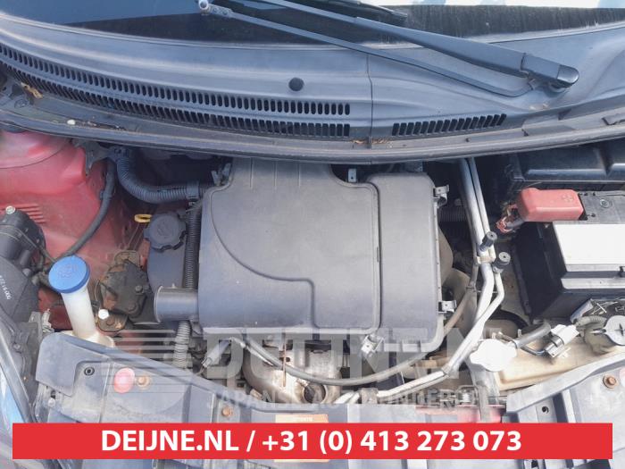 Toyota Aygo 1.0 12V VVT-i Skrotfordon (2006, ROOD)