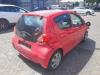 Toyota Aygo 1.0 12V VVT-i Skrotfordon (2006, ROOD)
