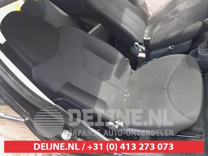 Toyota Aygo 1.0 12V VVT-i Sloopvoertuig (2009, Zwart)