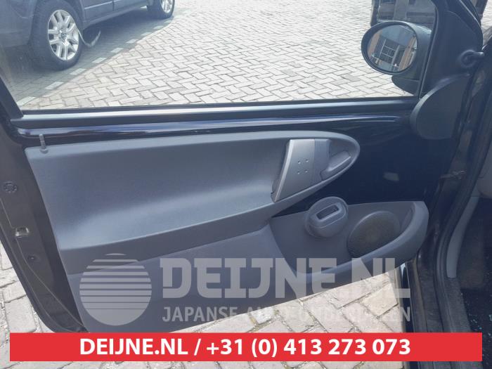 Toyota Aygo 1.0 12V VVT-i Sloopvoertuig (2009, Zwart)