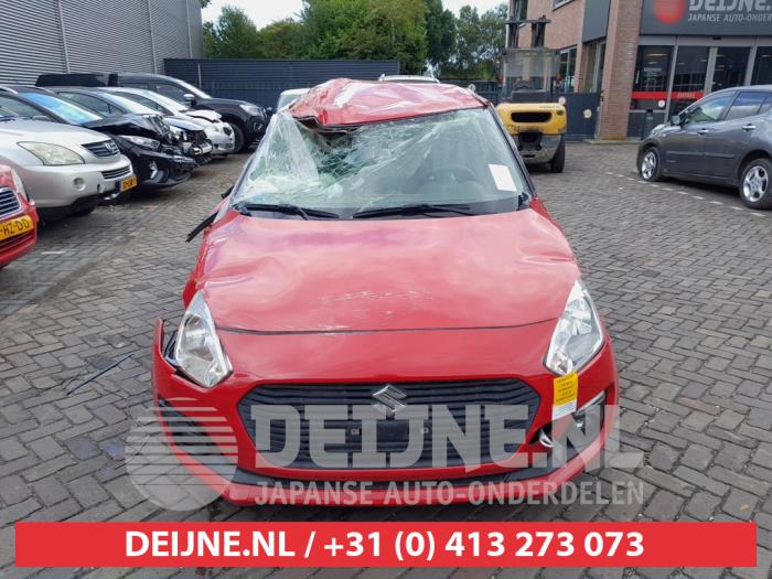 Suzuki Swift 1.2 Dual Jet 16V Sloopvoertuig (2019, Rood)