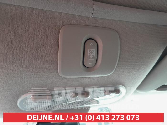 Nissan Qashqai 1.6 16V Sloopvoertuig (2010, Blauw)