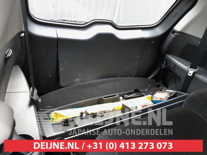 Mazda 5 2.0 CiDT 16V High Power Sloopvoertuig (2007, Grijs)