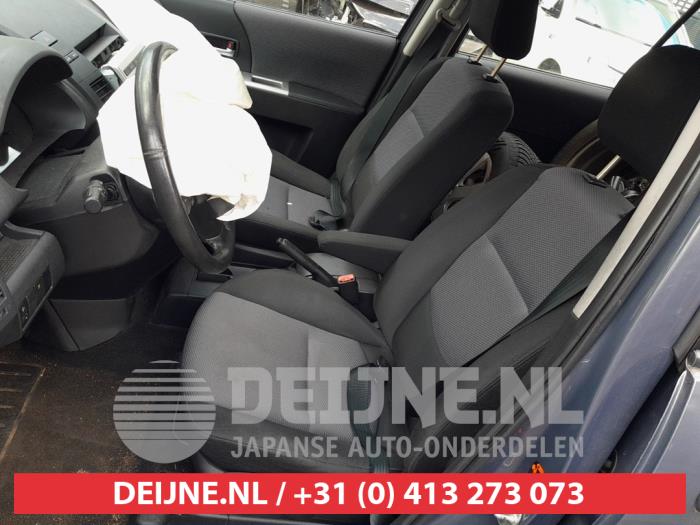 Mazda 5 2.0 CiDT 16V High Power Sloopvoertuig (2007, Grijs)