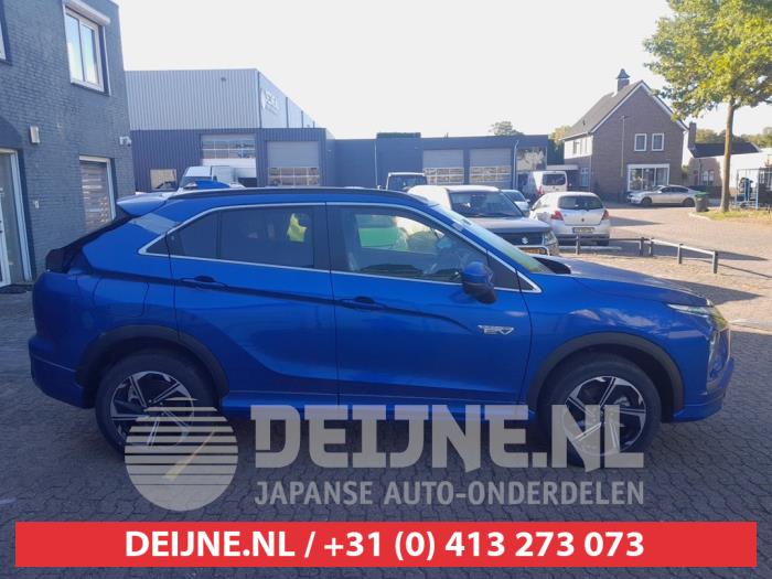 Mitsubishi Eclipse Cross 2.4 16V PHEV 4x4 Sloopvoertuig (2023, Blauw)