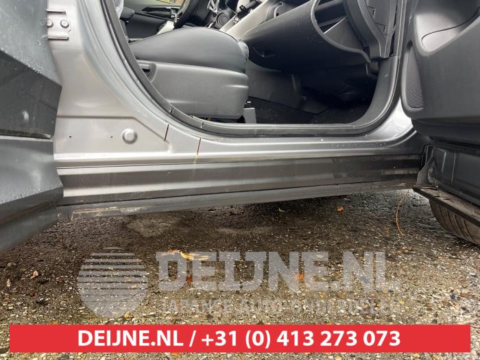 Mitsubishi Eclipse Cross 2.4 16V PHEV 4x4 Skrotfordon (2023, GRIJS)