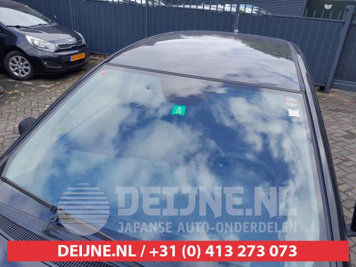 Toyota Yaris III 1.4 D-4D-F Skrotfordon (2011, ZWART)