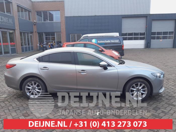 Mazda 6 2.2 SkyActiv-D 150 16V Schadevoertuig (2014, Grijs)